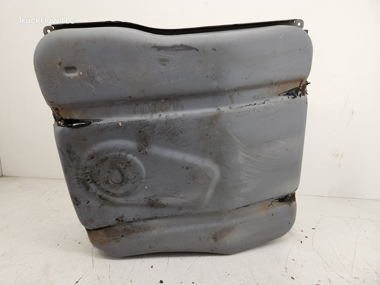 2011-2016 Ford F450 F550 Super Duty 6.7L Diesel Fuel REAR Tank Narrow Frame 40 Gal