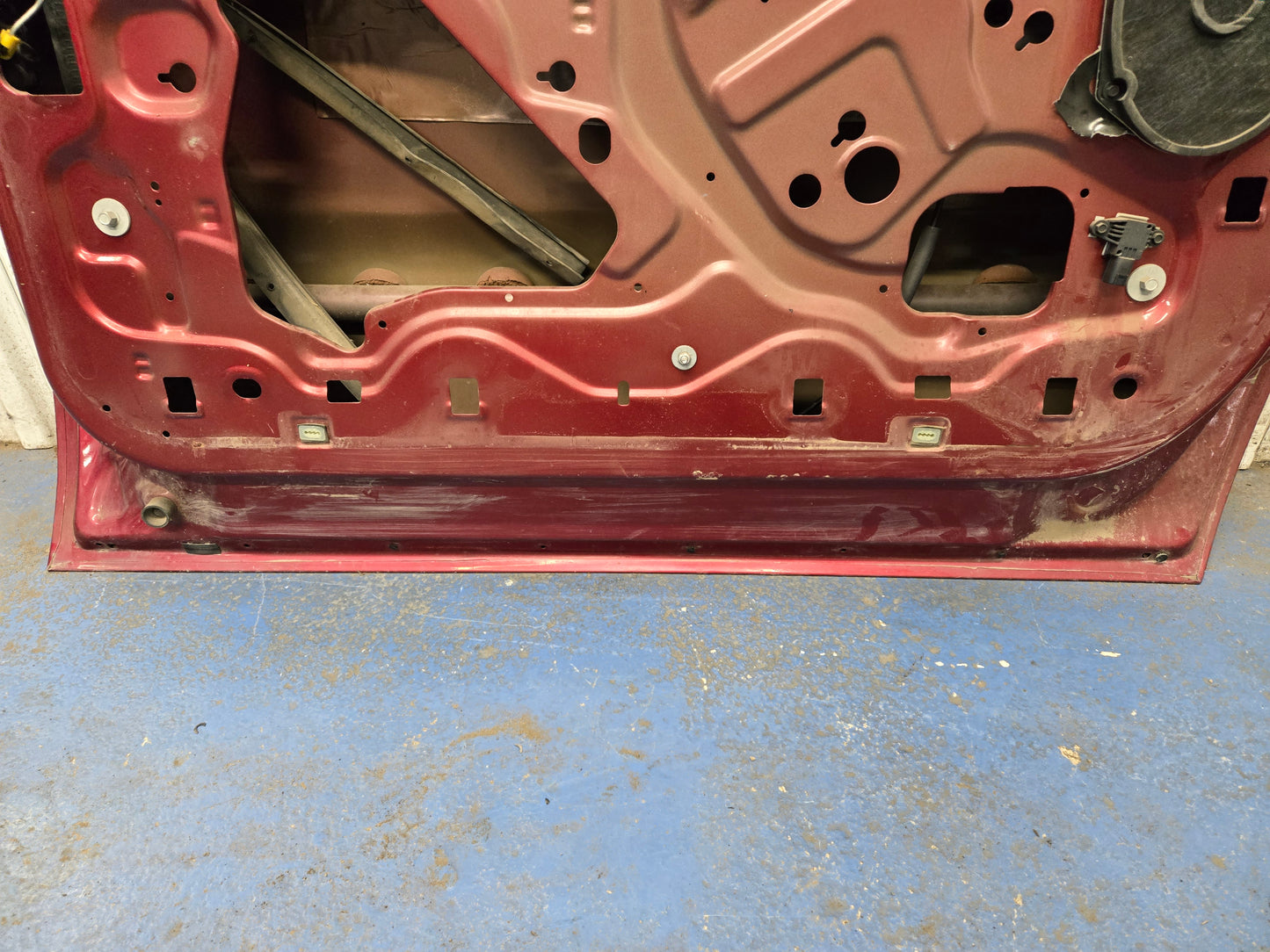 2013-2016 F250-F550 Super Duty Front Driver Door w/ Power Window w/ Keyless Entry Paint Code (RR) Ruby Red