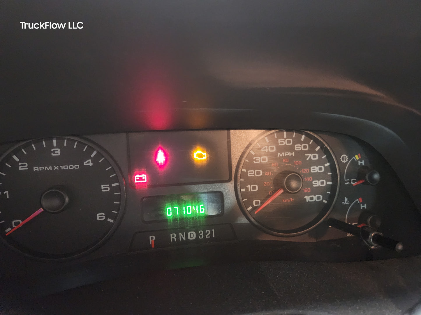 2007 Ford F450 XL 6.8L V10 5R110 4x4 REGULAR CAB, CAB AND CHASSIS, (60" Cab to Axle)