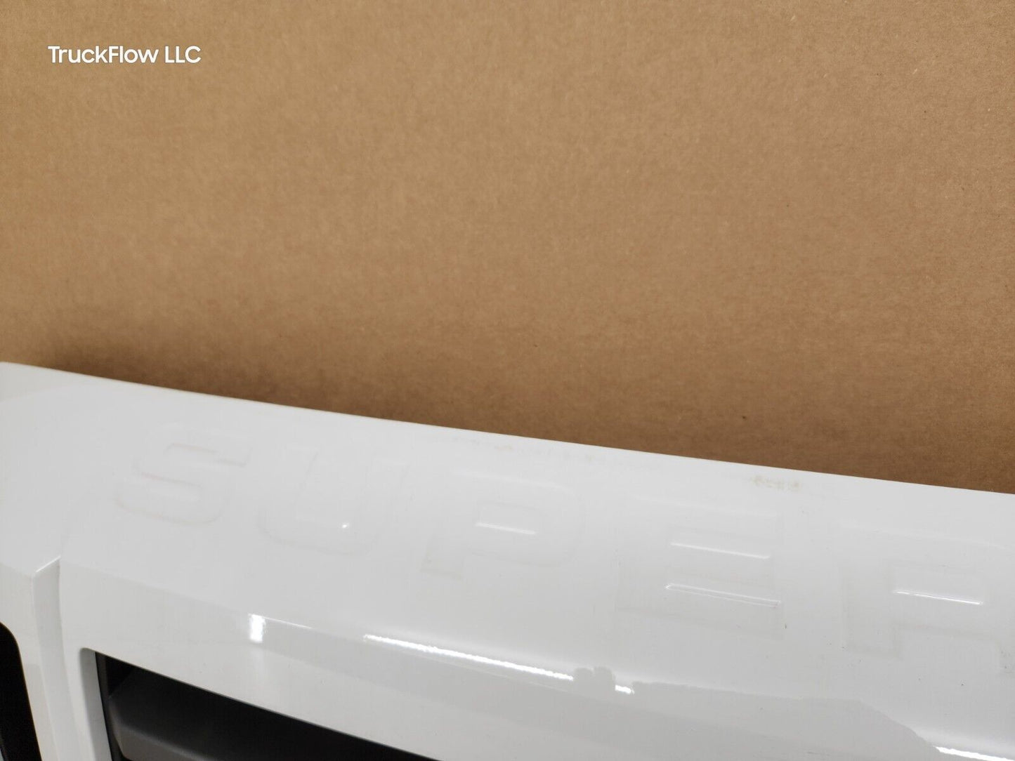 2008-2010 FORD F250 F350 Super Duty Fx4 Painted White Grille with Emblem OEM