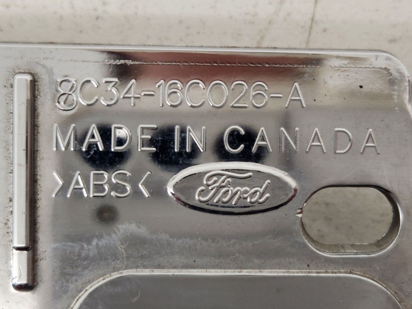 2008-2010 Ford Super Duty Fender Vent Emblem RH V8 POWERSTROKE DIESEL