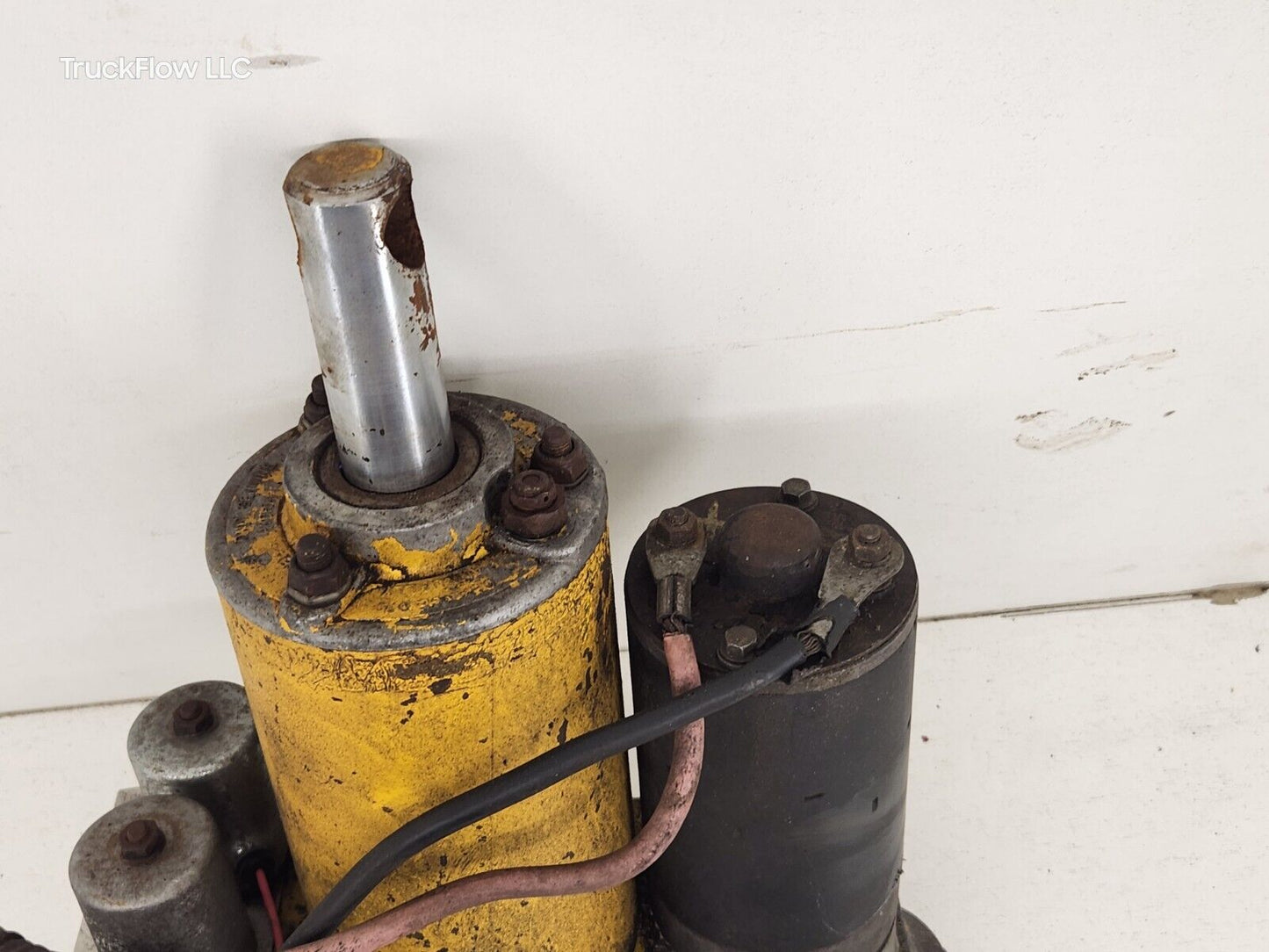 Meyer E-47 Snow Plow Pump