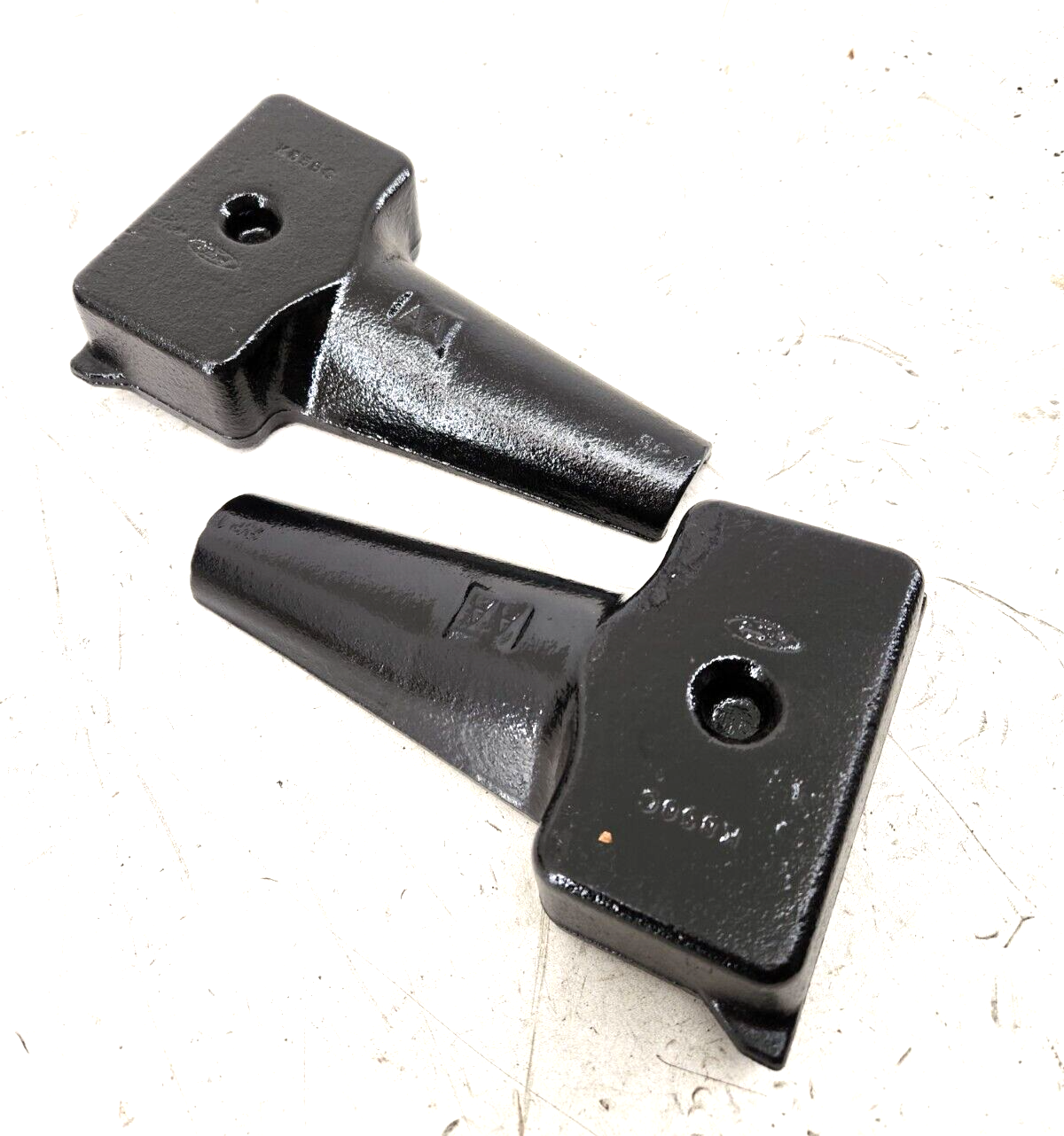 05-07 Ford F250 F350 SD OEM Leaf Spring Spacer Lift Block 2" Set OEM Blocks