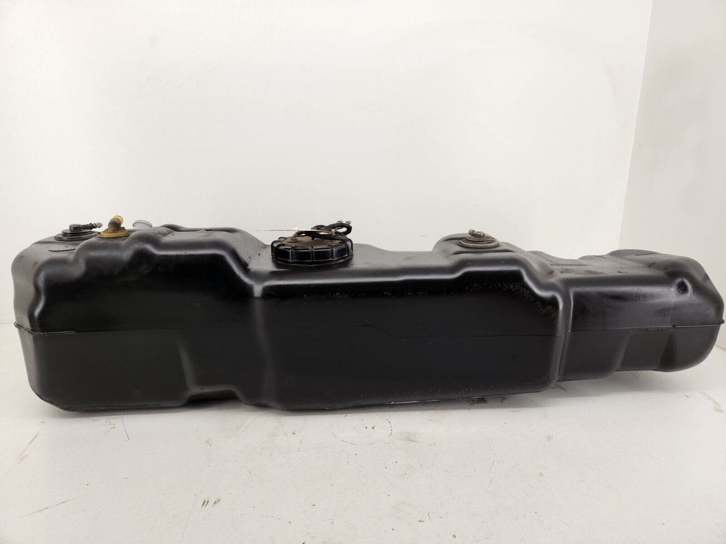 1999-2007 Ford F250 F350 7.3L 6.0L Diesel Fuel Tank for short bed pickup 29 gal
