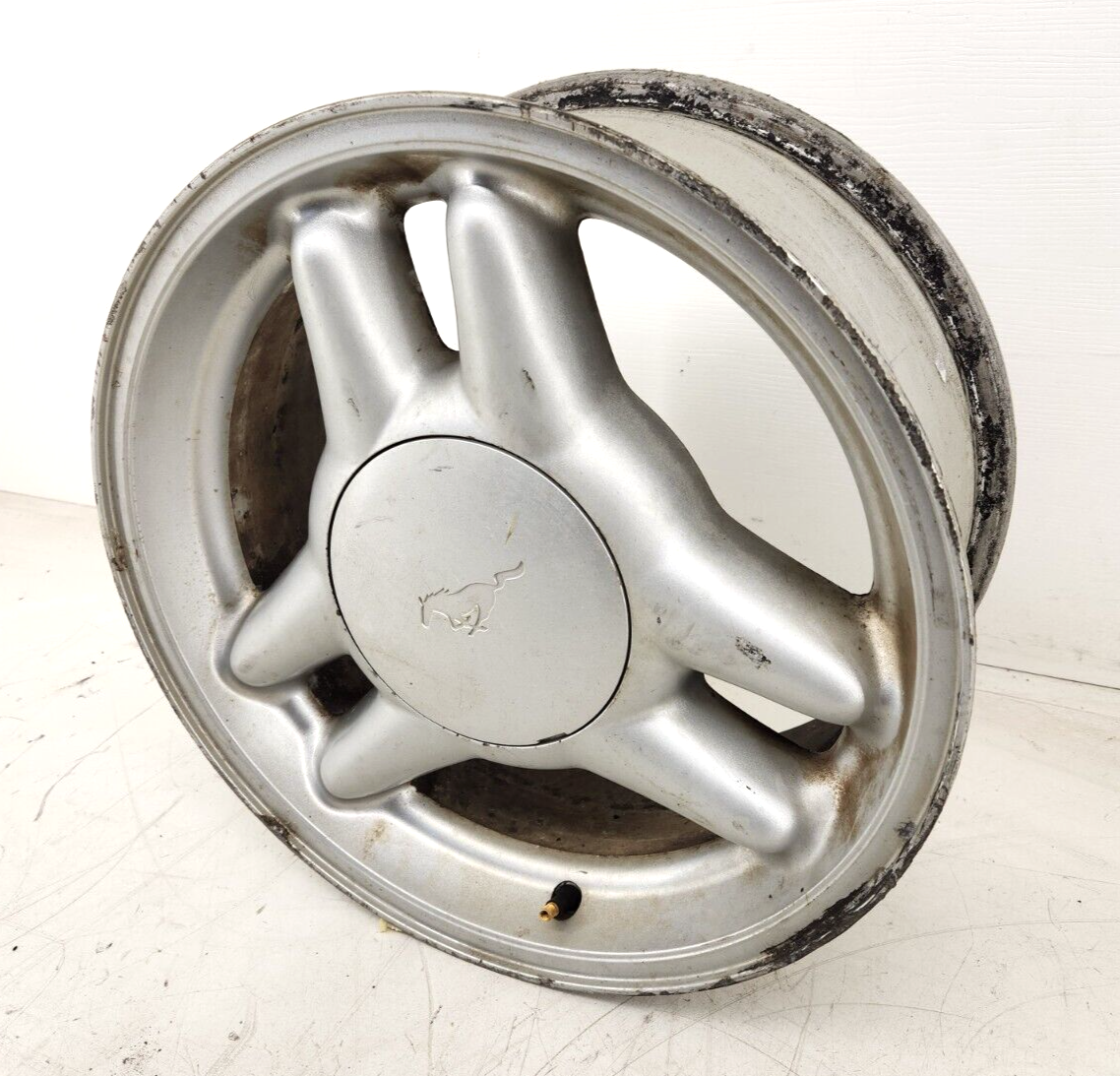 1994 1995 FORD MUSTANG 17x8 SILVER ALUMINUM WHEEL OEM FACTORY