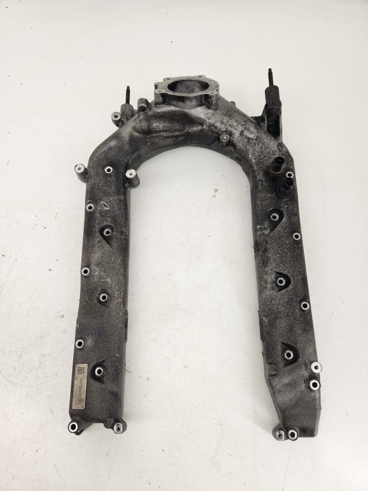 2008-2010 FORD F250 F350 6.4L DIESEL AIR INTAKE MANIFOLD OEM 8C3Z-9424-A