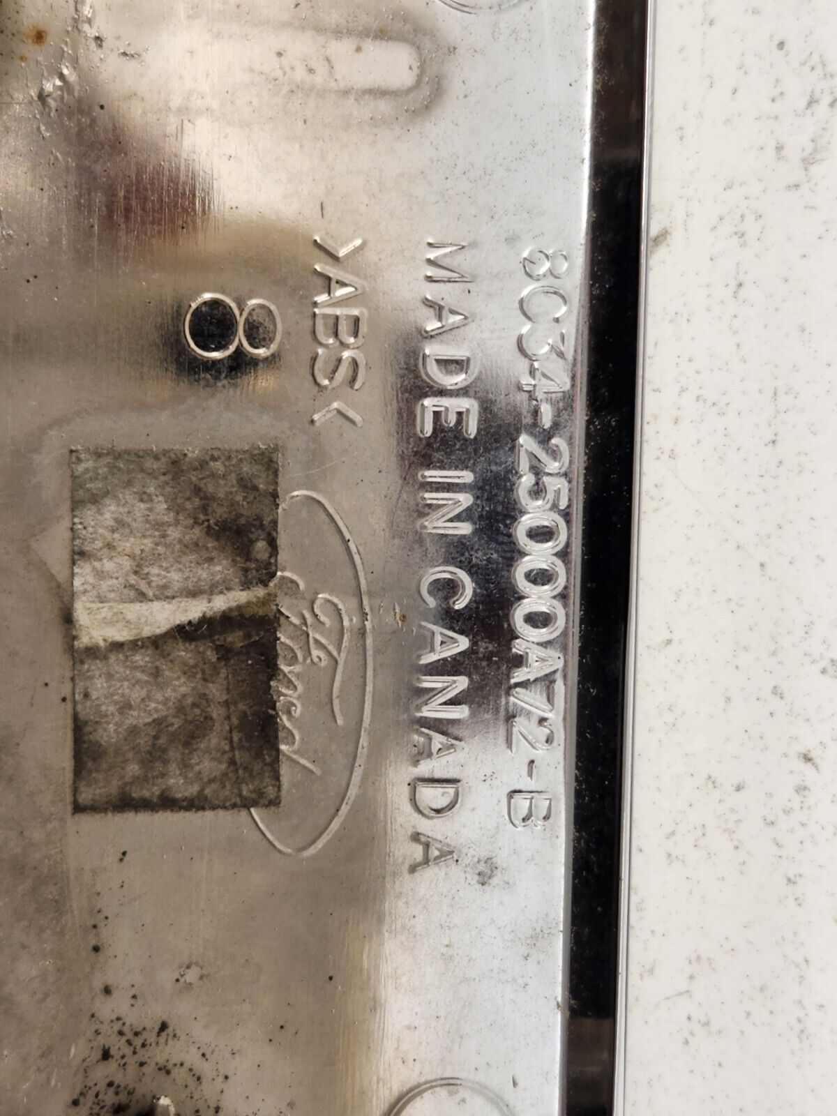 08 09 10 Ford F250 XLT Front Fender Badge LH RH Emblem Plate Logo Super Duty OEM