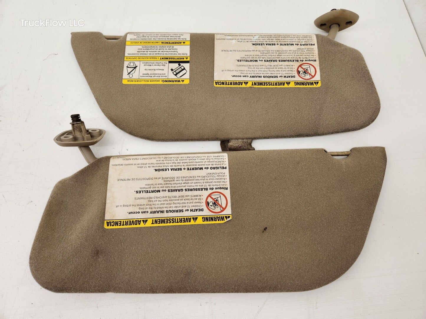 2005-2007 Ford F250 F350 F450 F550 Sun Visor Sunvisor Pair set of 2 Med. Pebble