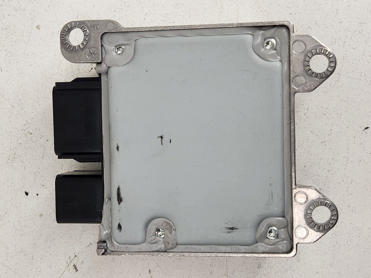 2008 - 2010 FORD F250 F350 Restraint Control Module 8C34-14B321-AF