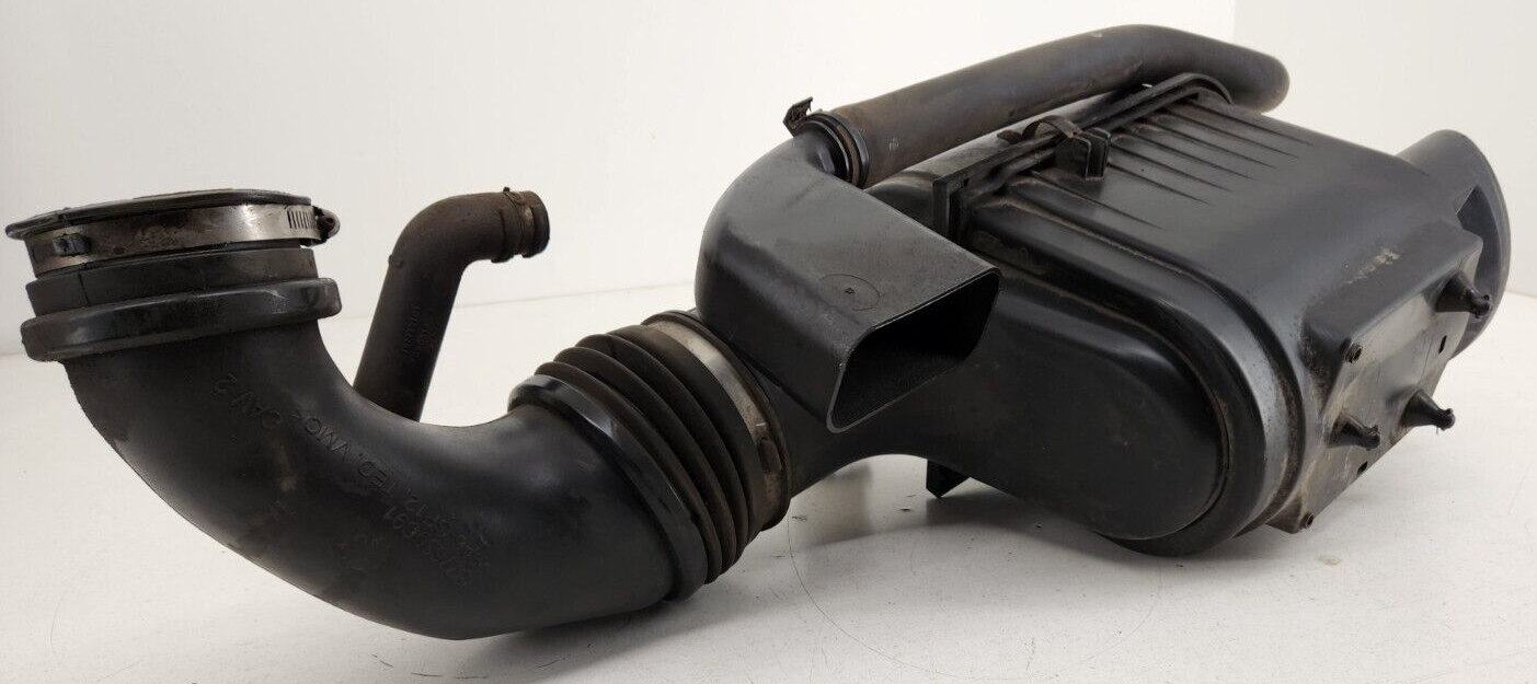 2008-2010 FORD 6.4L POWERSTROKE DIESEL STOCK INTAKE AIR BOX with TUBES OEM