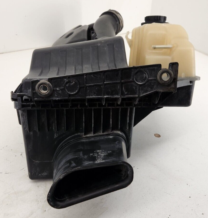 11-16 Ford F250 6.2L Air Intake Filter Housing Box w/Coolant Reservoir with hose