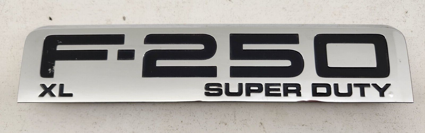 08 09 10 Ford F250 XL Front Fender Badge LH RH Emblem Plate Logo Super Duty OEM