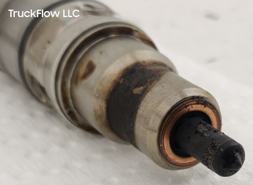 2003-2004 Ford F250 F350 6.0 Powerstroke REMAN FUEL INJECTOR CORE USED OEM