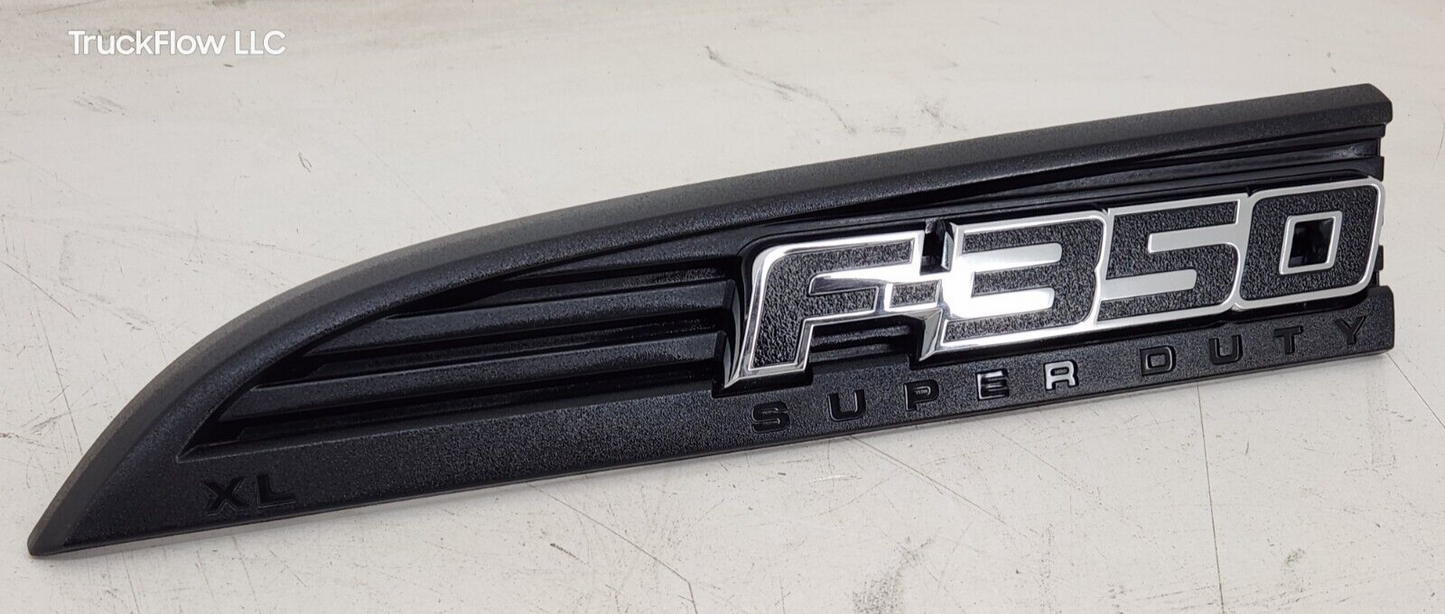 2011-2016 FORD F350 Super Duty XL LH Left Driver Side Fender Emblem Used OEM