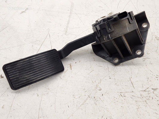 2011 Ford F250 F350 F450 Accelerator gas Pedal 6.2L or 6.7L BC3A-9F836-DD