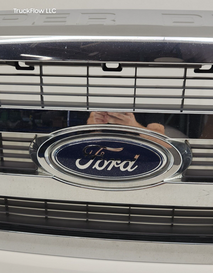2008-2010 FORD F250-F550 SD XLT CHROME Front Grille Grill Emblem Logo Used OEM