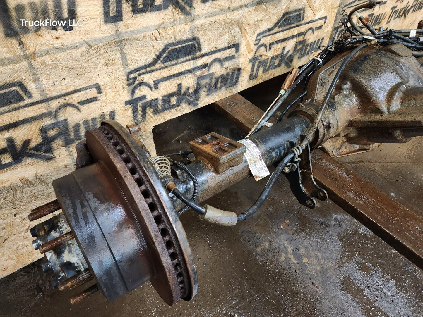 2013-2016 FORD F250 PICKUP Rear Axle SRW 3:55 Ratio Axle Code 3J