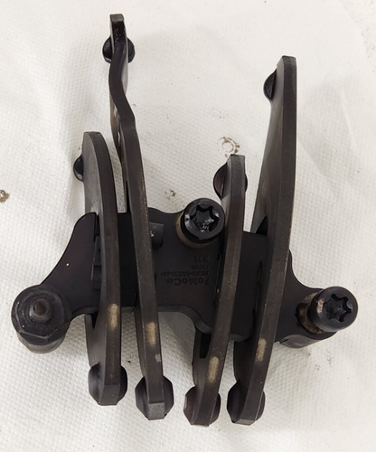 11-16 Ford F250-F550 SD 6.7 Exhaust Intake Rocker Arm Assembly RH BC3Q-6A585-AD