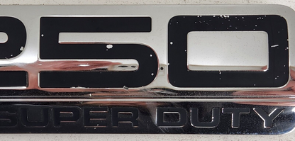 2005-2007 FORD F250 F-250 XL SUPER DUTY SIDE FENDER EMBLEM BADGE CHROME OEM USED