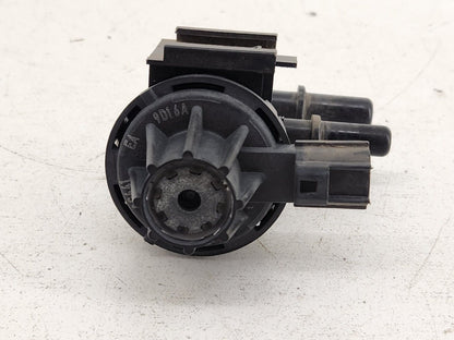 Purge Valve For 2005-2007 Ford F250 Super Duty F350 F450 F550 5.4L V8 6.8L