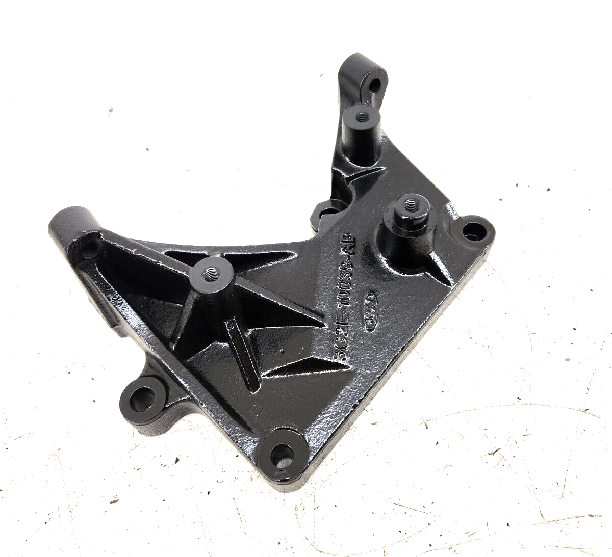 OEM FORD 6.0L POWERSTROKE SECONDARY ALTERNATOR BRACKET 3C2E-10039-AB